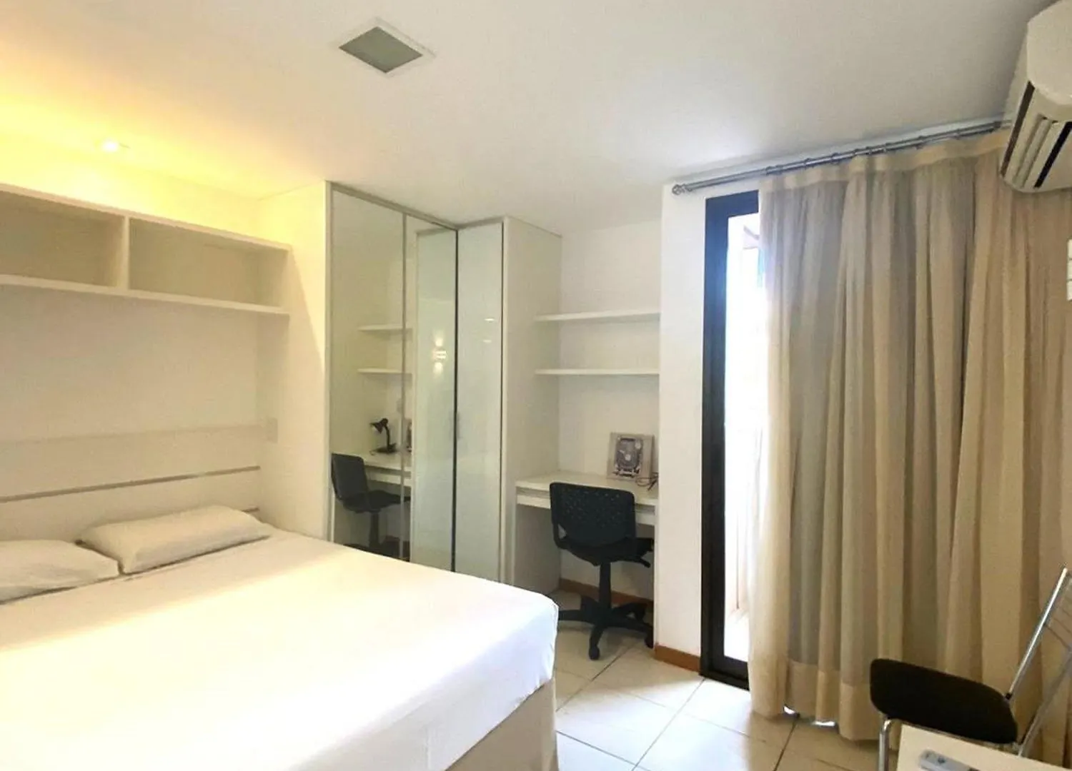 Life 210 Apto Em Resort A Beira Lago Brasilia Apartment